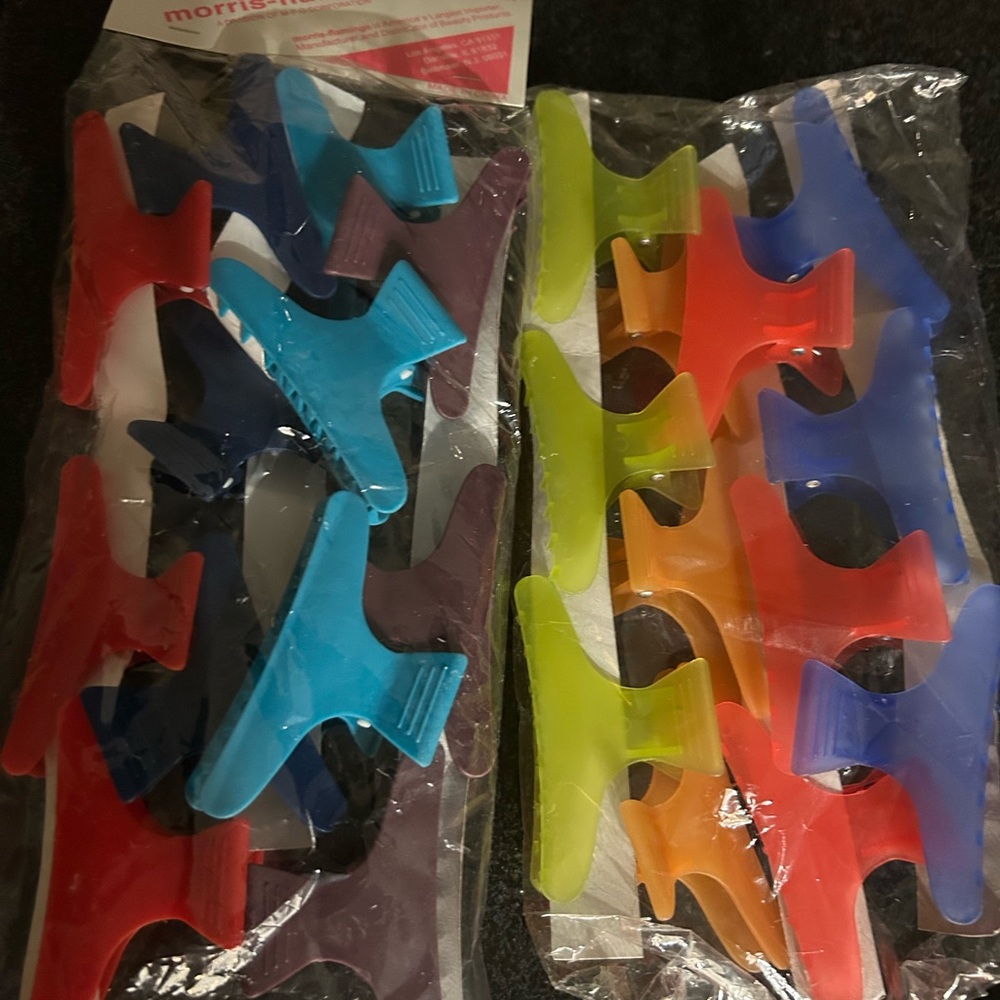 Colorful Hair Clips Set -one set has been opened